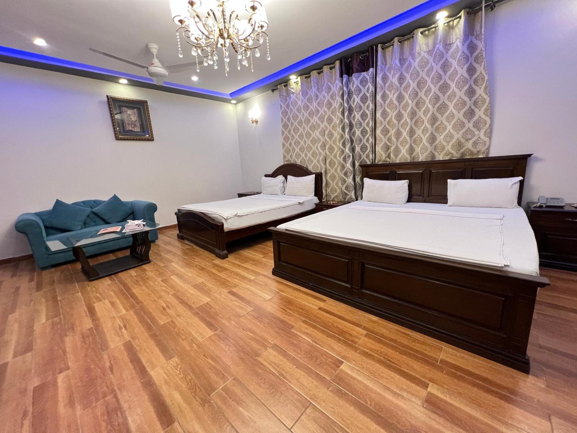 Imperial Lodges Family Guest House Islamabad Ngoại thất bức ảnh